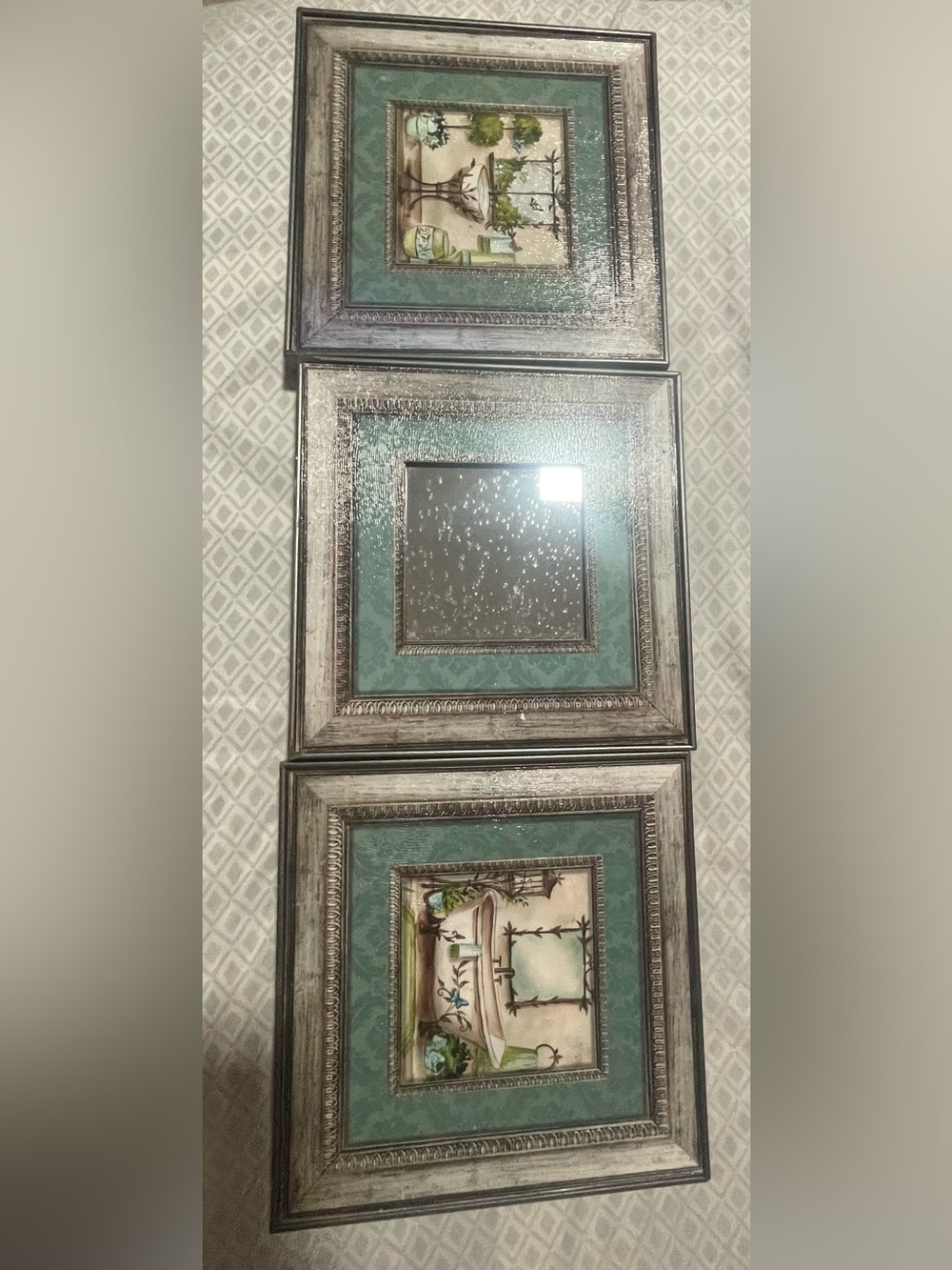 Framed Green Accent Wall Art Print - Vintage Bathroom Scene